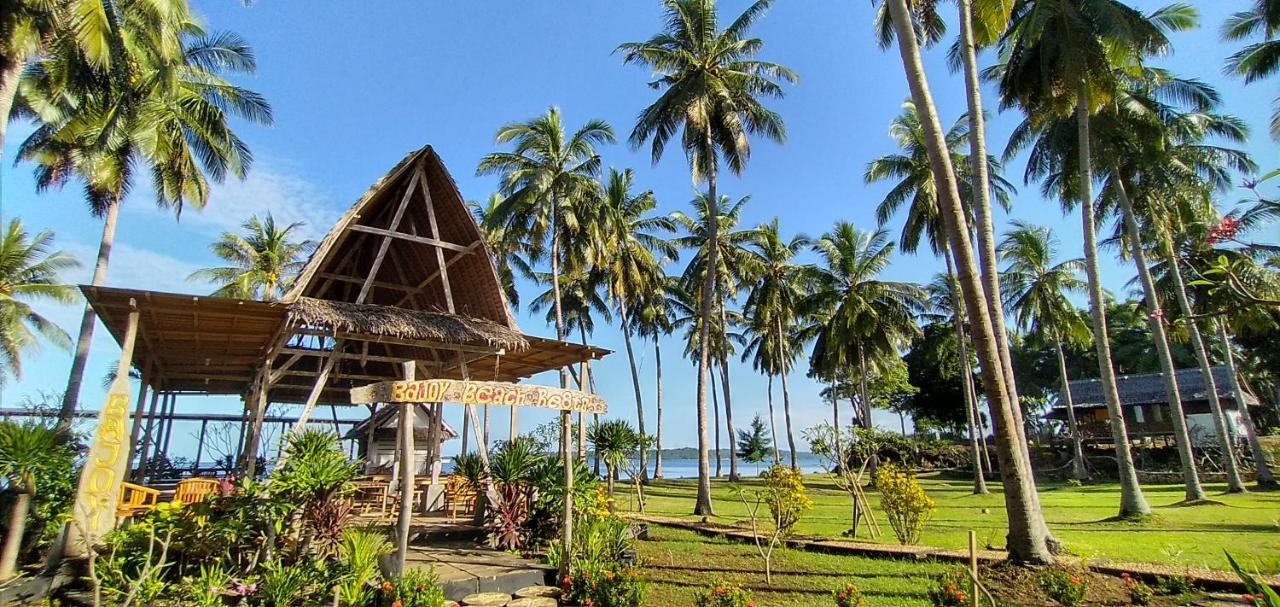 Sunari Beach Resort Selayar Matalalang ภายนอก รูปภาพ