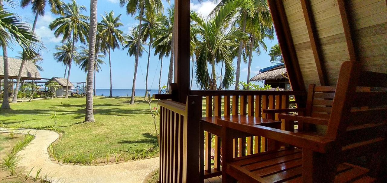 Sunari Beach Resort Selayar Matalalang ภายนอก รูปภาพ